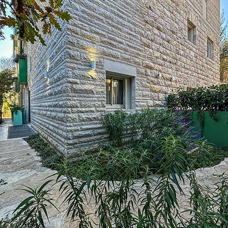 The J - Luxury Apartments By Localz Kudüs Dış mekan fotoğraf