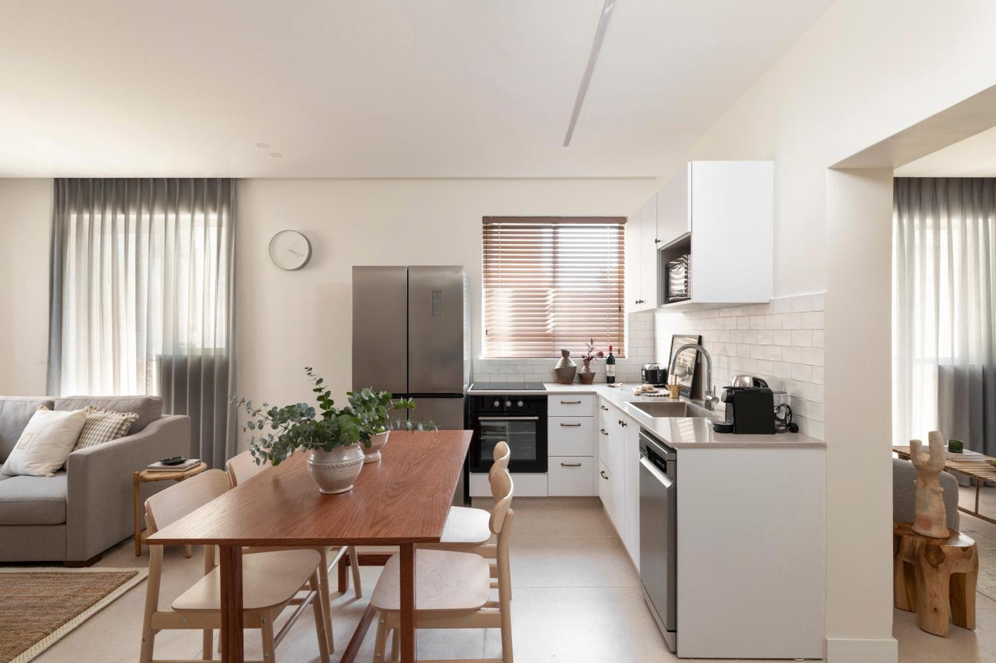 The J - Luxury Apartments By Localz Kudüs Dış mekan fotoğraf